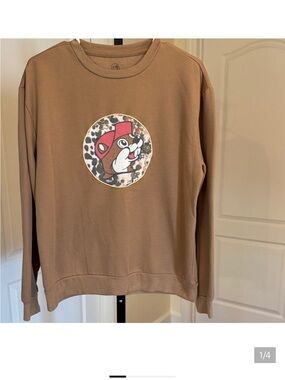 Tan Buccee’s Sweatshirt, Size M